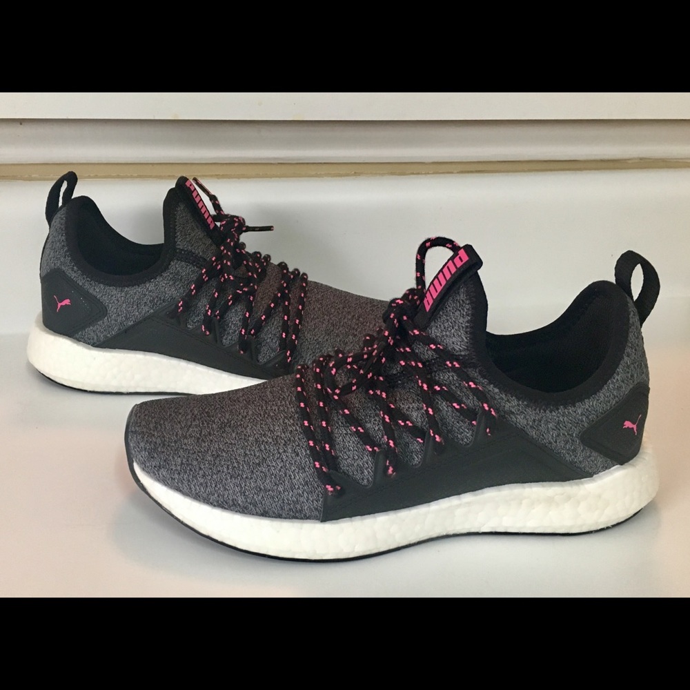 PUMA Nrgy Neko Knit Sneaker